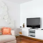 Pretty By Soulsharing.porto Apartman